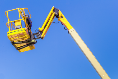 photo-nacelle-elevatrice-levee-jaune